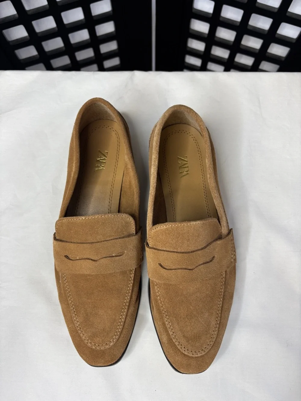 🤎 Zara Suede Penny Loafers Women's 5.5 Camel Beige Slip On Flats 🤎 - Picture 3 of 11